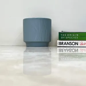 Elegant Light Gray Ceramic Pot for Home Decor