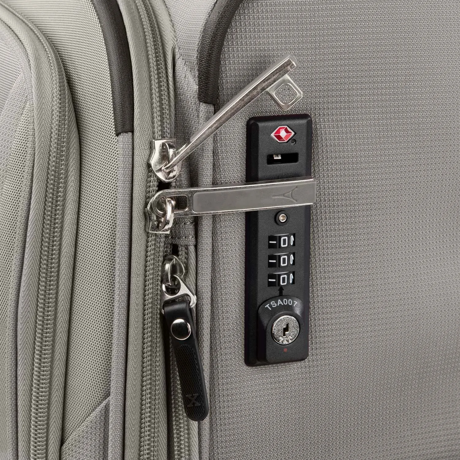 Maxlite® 5 19" International Carry-On Expandable Spinner