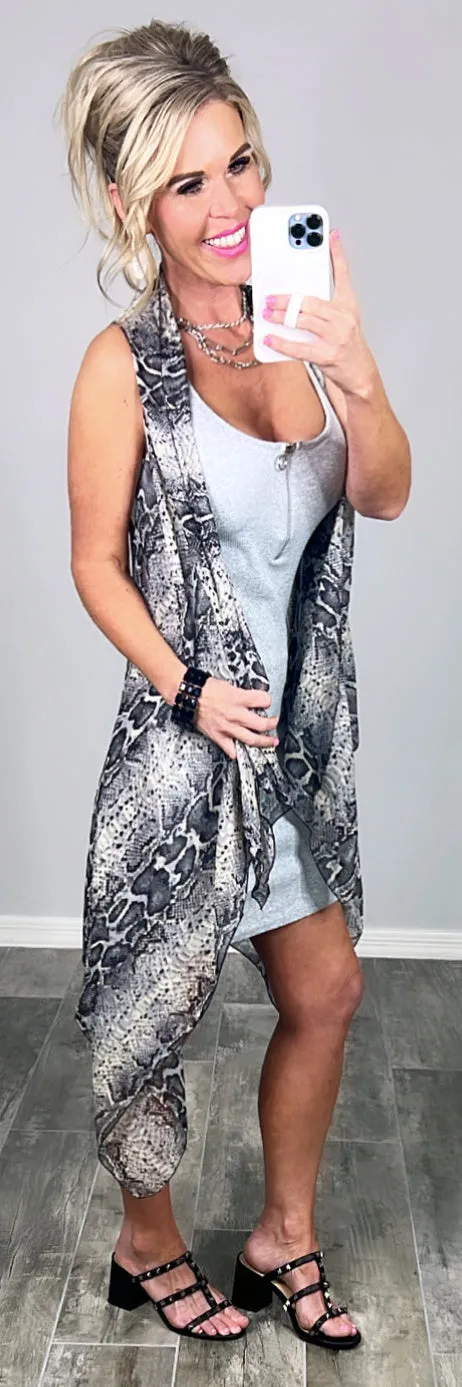 Pleasant Appearance Kimono - Black