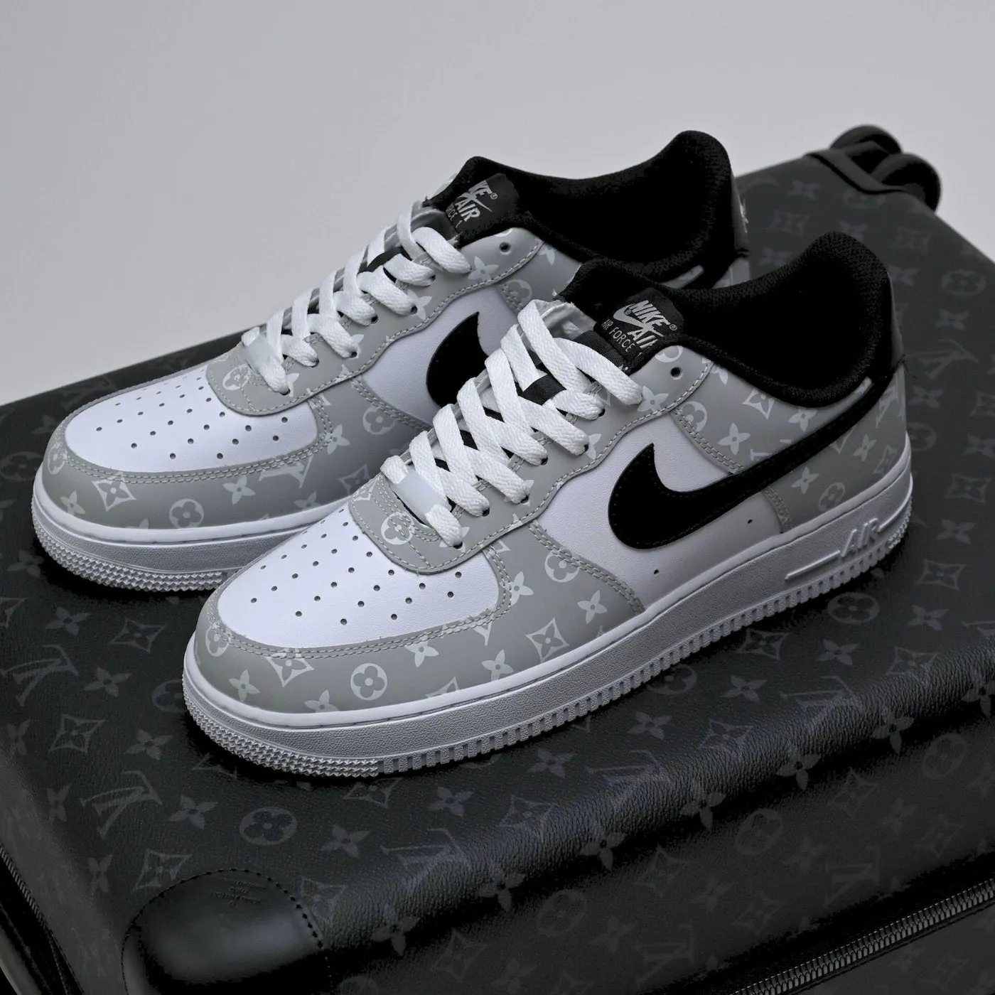 Royal Gray LV Air Force 1