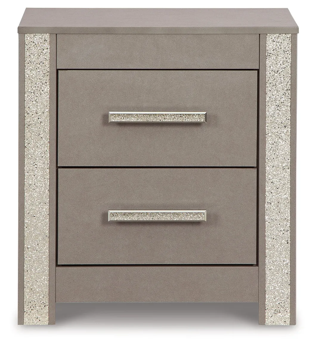 Surancha Queen/Full Panel Headboard with Mirrored Dresser and 2 Nightstands in Gray